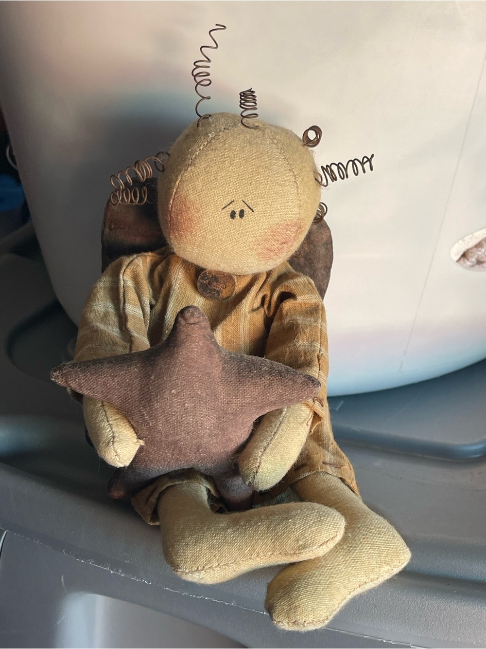 Born Primitive Rustic Star Hugger Doll in Brown and Tan